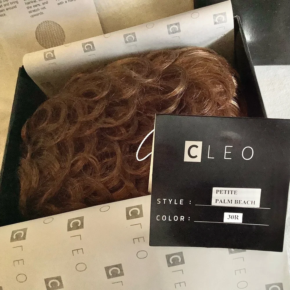 NIB Cleo Synthetic Wig Petite Palm Beach 30R Dark Auburn Brand New Rare Discontd
